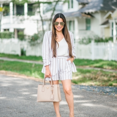 Striped short suit